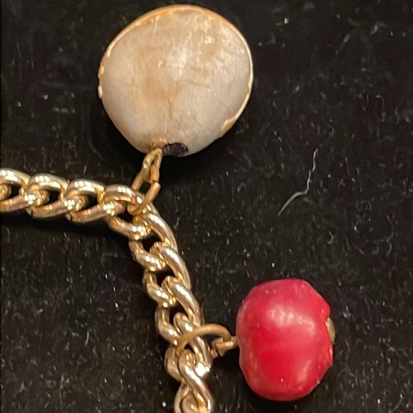 Vintage German mixed metal gold tone bracelet w/10 natural seeds pods nuts charm - Picture 5 of 13